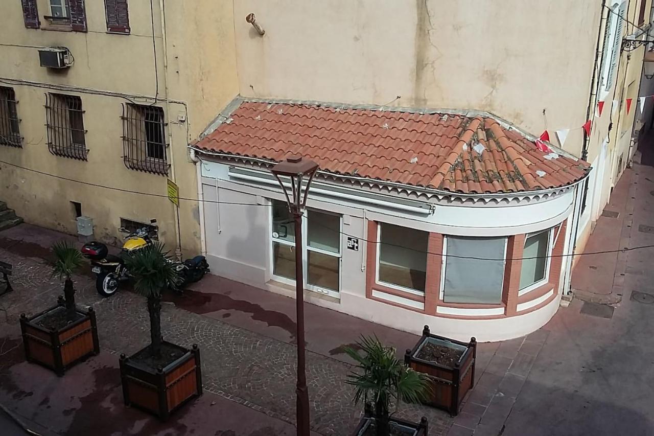 Magnifique Studio Au Coeur Historique De Fréjus Dış mekan fotoğraf