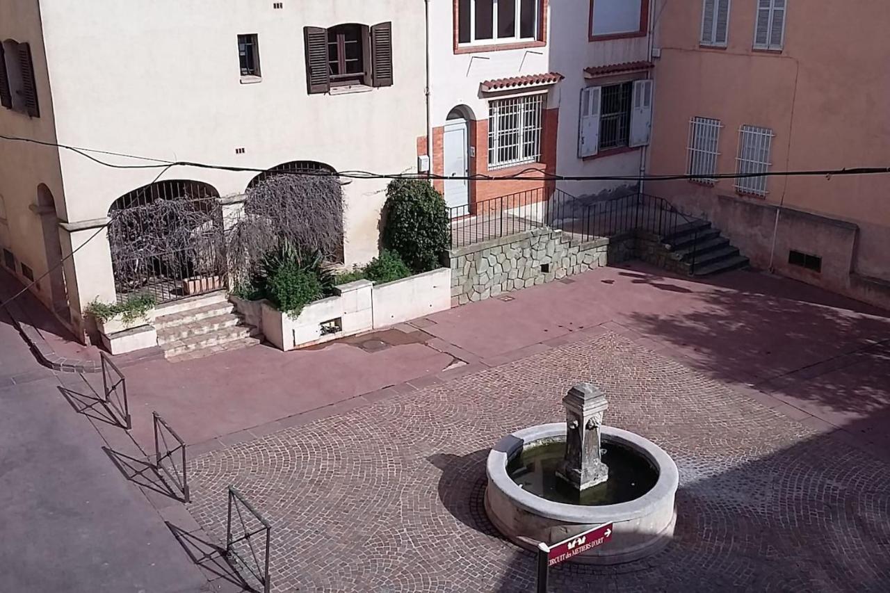 Magnifique Studio Au Coeur Historique De Fréjus Dış mekan fotoğraf